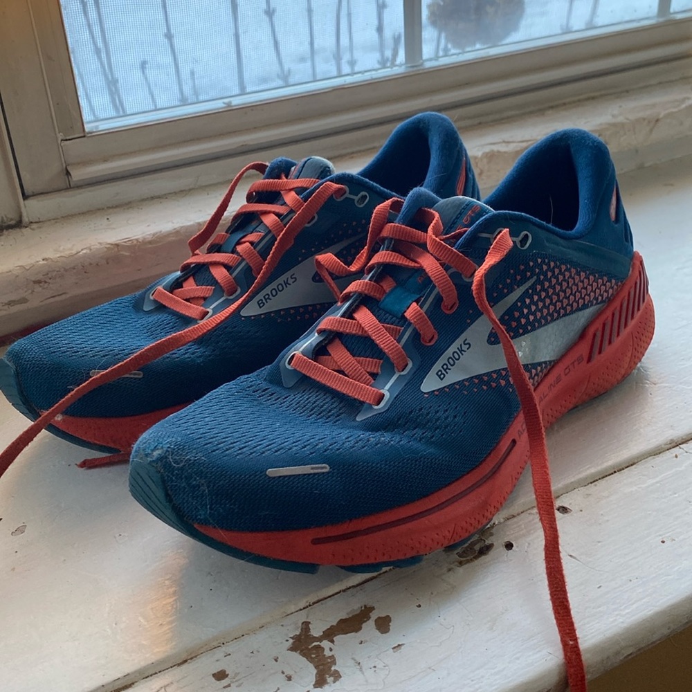 10 US Men Brooks Adrenaline GTS 22 Running Shoes